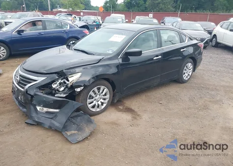 2015 Nissan Altima 2.5 S из США, поврежденный, VIN 1N4AL3AP0FC147635